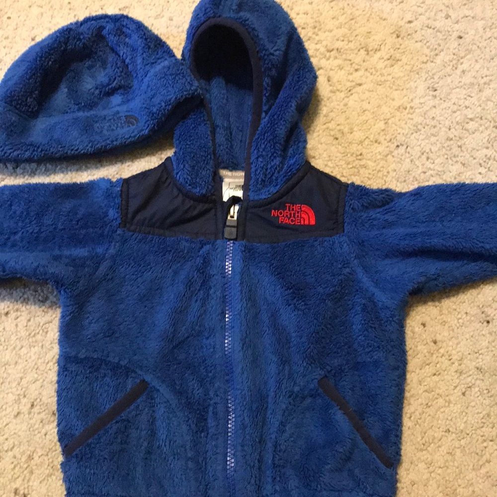 EUC north face Fleece and hat.